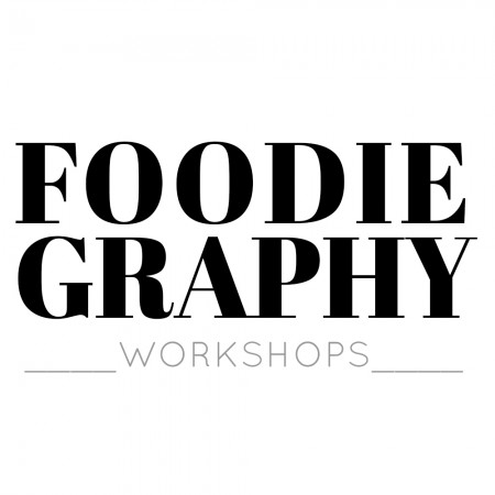 Foodiegraphy Logo