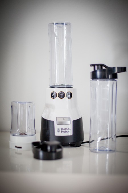 Russell Hobbs Aura Mix and Go Pro Smoothiemaker-8