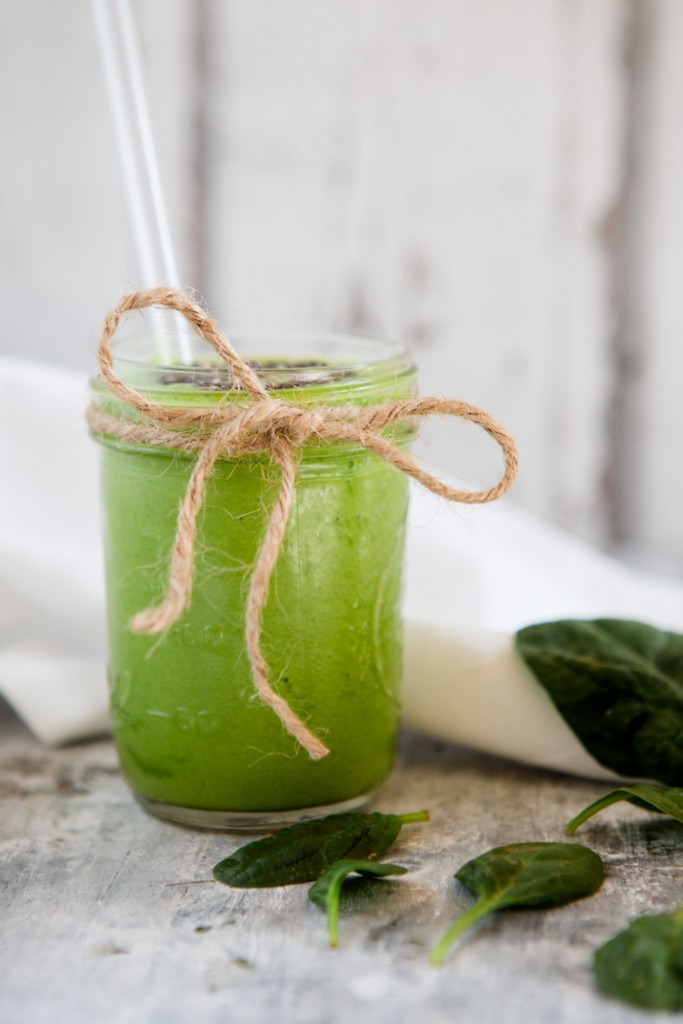 gruener-smoothie-spinat-mango-melone-3