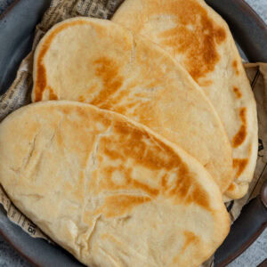 Naan Brot aus der Pfanne