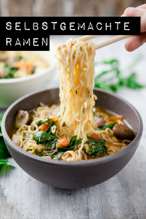 Selbstgemachte Ramen Mit Tomaten Spinat Und Champignons Eine Jugendliebe Kuechenchaotin