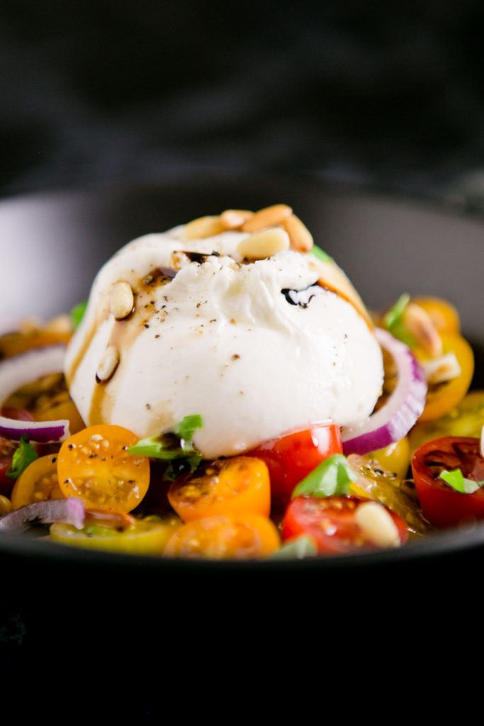 Tomatensalat mit Burrata - DAS Sommeressen - Kuechenchaotin