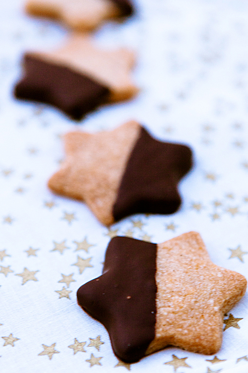 Zimt Orangen Platzchen Mit Schokomantelchen Advent Advent Kuechenchaotin